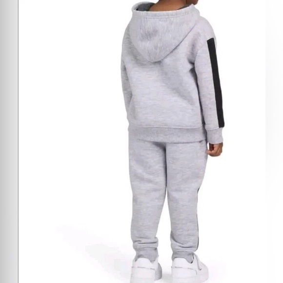 NWOT Champion Boy's Hoodie - Picture 3 of 8